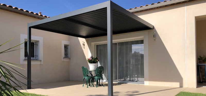 Pergola bioclimatique adossée Kalice 4x3m