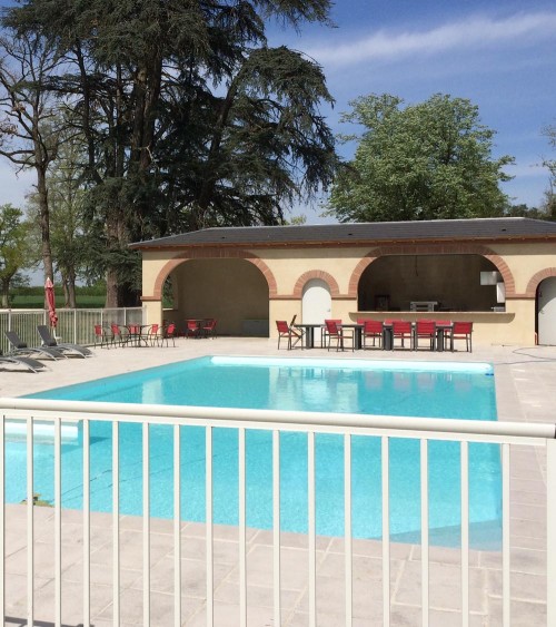 Barrière de piscine à la montagne