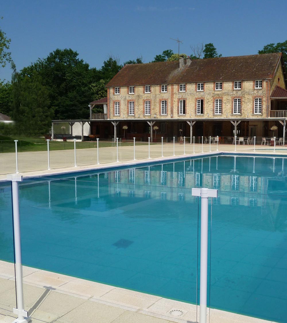 Barrière de piscine en verre trempé