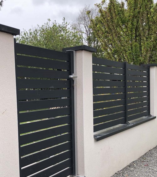 Portillon aluminium sur mesure