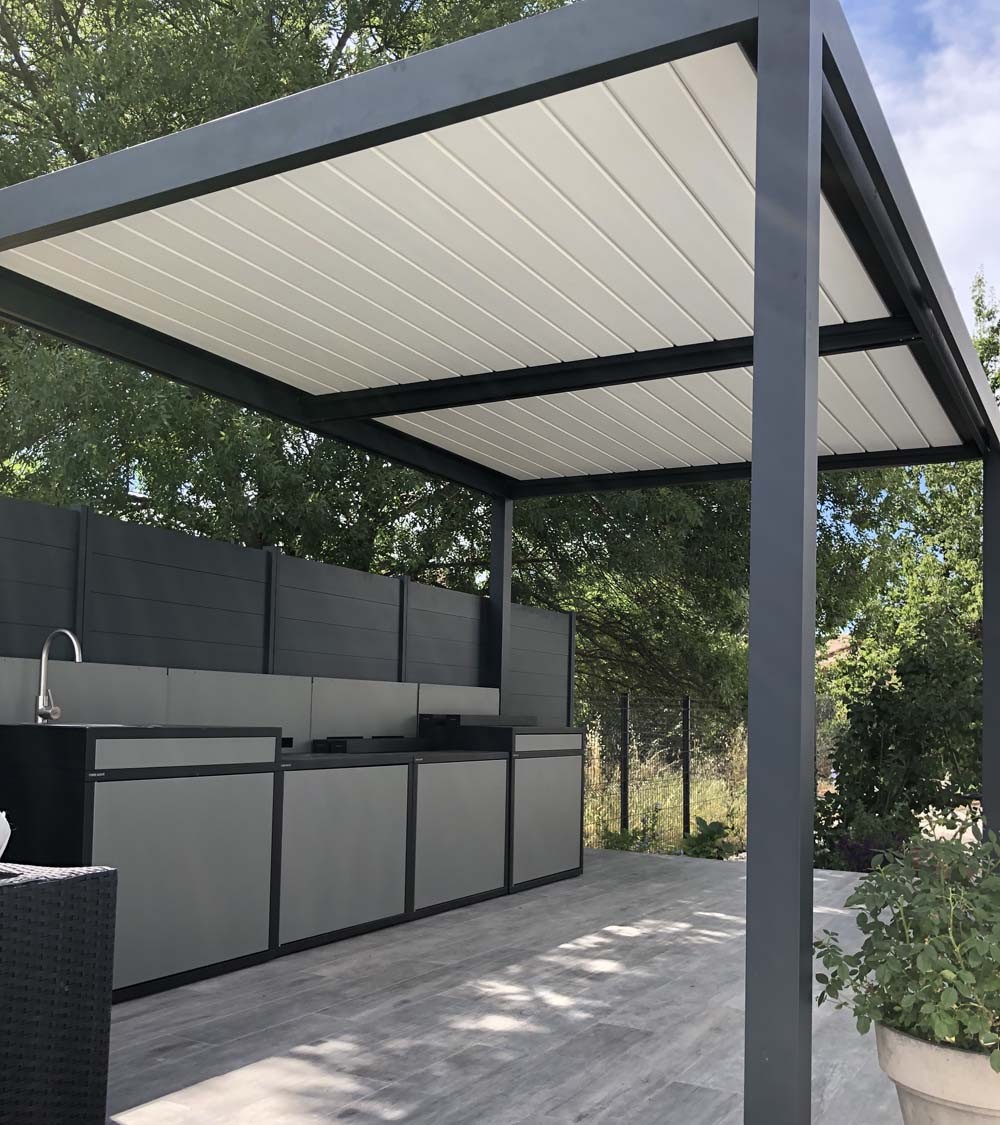 pergola bioclimatique Kalice 4x3 autoportée