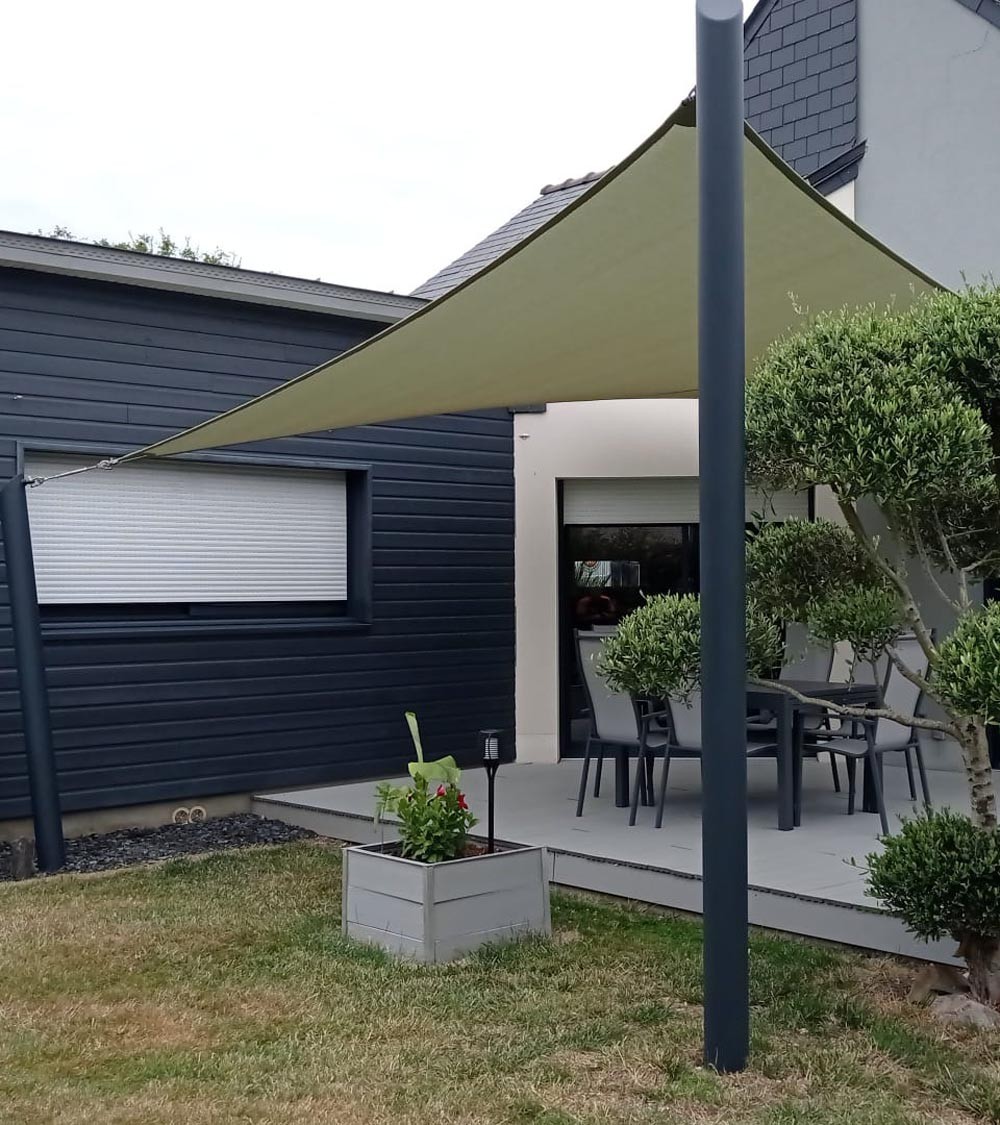 Voile d'ombrage Triangulaire Imperméable Anti 95% UV résistant à l'eau