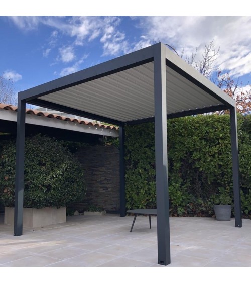 Pergola autoportée bioclimatique à lames orientables, modèle kALINE, 3x3m