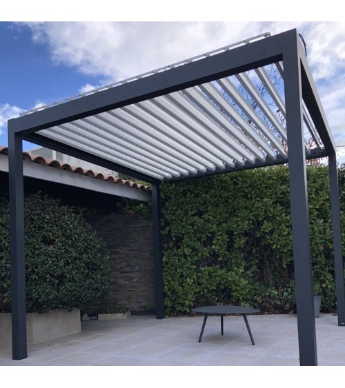 Pergola autoportée bioclimatique à lames orientables, modèle kALINE, 3x3m