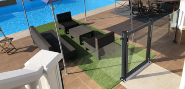 Barrière de piscine pour la sécurité des enfants