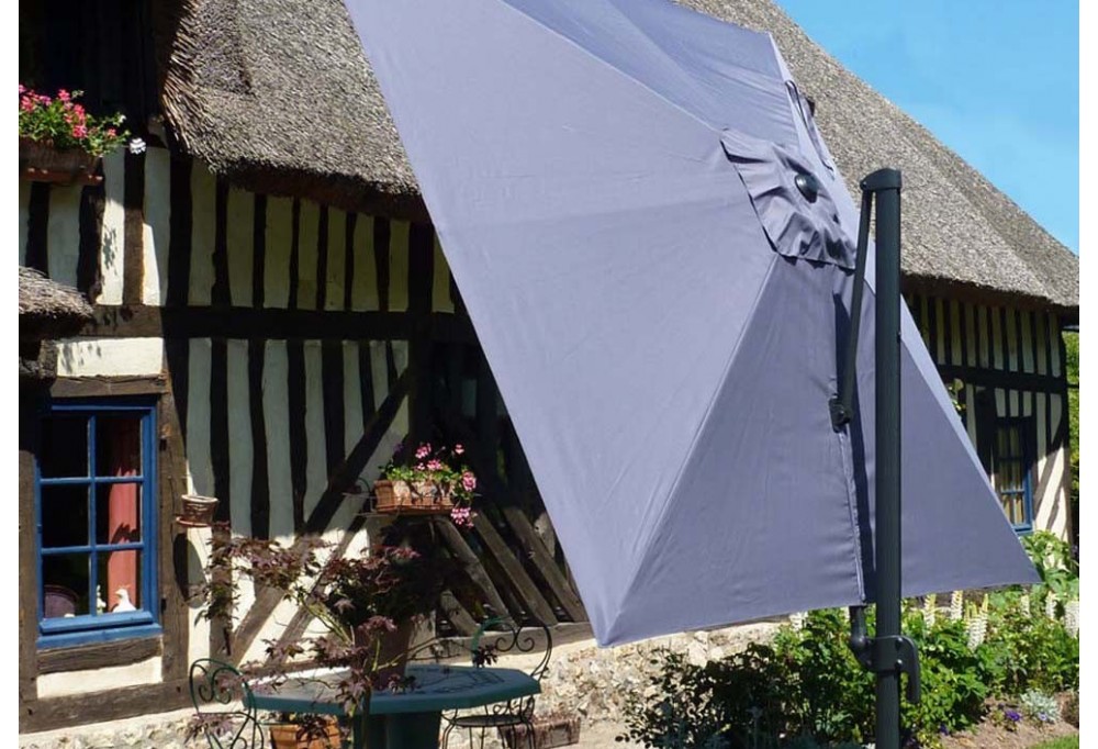 Nos parasols déportés haut de gamme pour votre terrasse
